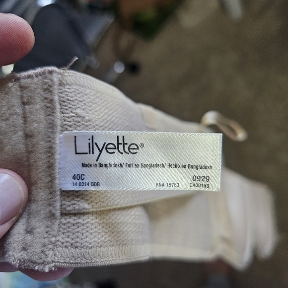 Lilyette Beige/Cream Strapless Push Up Bra Size 40C - Picture 4 of 6